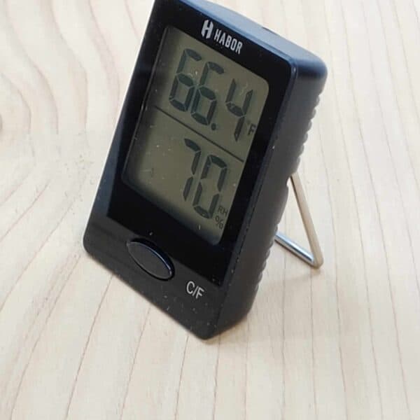Digital Humidity & Temp Gauge