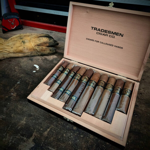 Tradesmen Deluxe Cigar Collection  Limited Edition 10-Cigar Box - Image 3